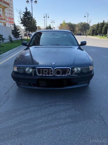 BMW 740 1999, 399,000 km - 4.0 l - Bakı