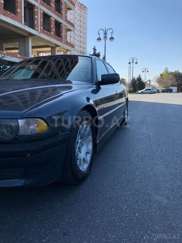 BMW 740 1999, 399,000 km - 4.0 l - Bakı