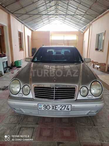 Mercedes E 240 1999, 285,000 km - 2.4 l - Gəncə