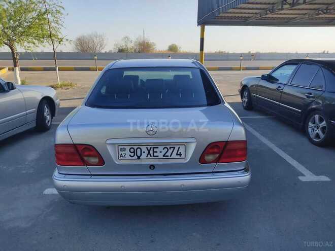 Mercedes E 240 1999, 285,000 km - 2.4 l - Gəncə