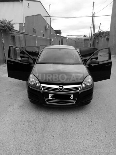 Opel Astra 2009, 176,000 km - 1.4 l - Bakı