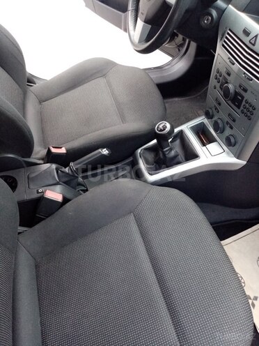 Opel Astra 2009, 176,000 km - 1.4 l - Bakı