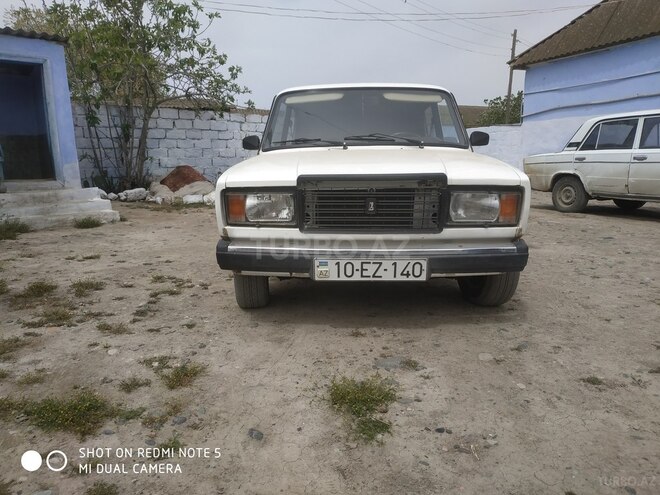 LADA (VAZ) 2107 1988, 250,000 km - 1.5 л - Salyan