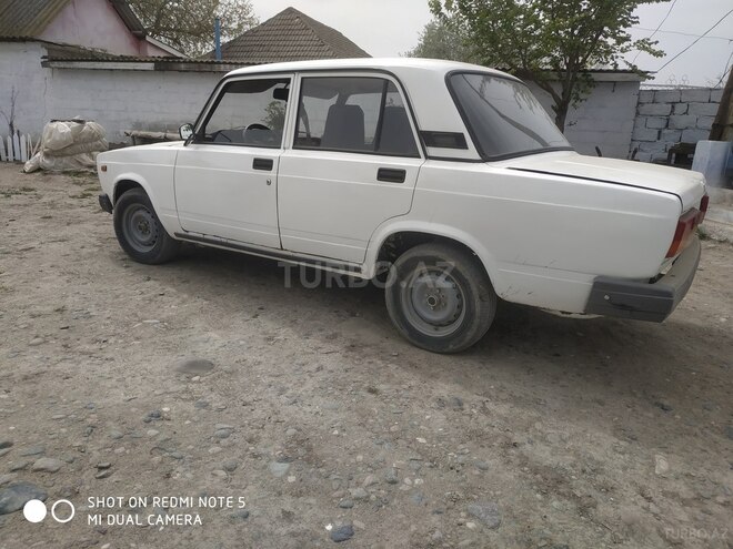 LADA (VAZ) 2107 1988, 250,000 km - 1.5 л - Salyan