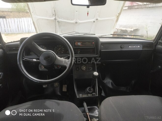LADA (VAZ) 2107 1988, 250,000 km - 1.5 л - Salyan