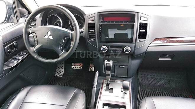 Mitsubishi Pajero 2013, 130,000 km - 3.0 l - Bakı