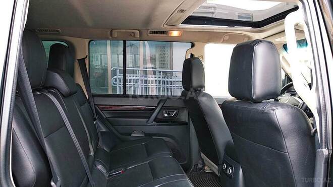 Mitsubishi Pajero 2013, 130,000 km - 3.0 l - Bakı