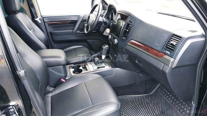 Mitsubishi Pajero 2013, 130,000 km - 3.0 l - Bakı