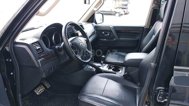 Mitsubishi Pajero 2013, 130,000 km - 3.0 l - Bakı