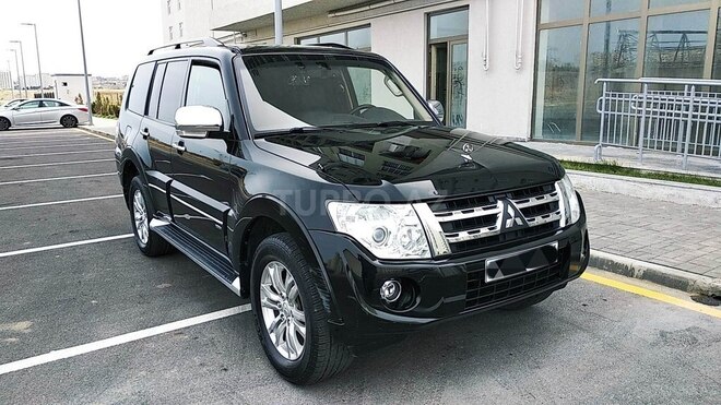 Mitsubishi Pajero 2013, 130,000 km - 3.0 l - Bakı