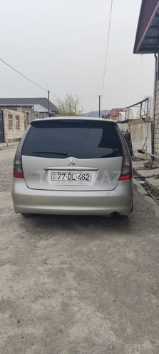 Mitsubishi Grandis 2003, 216,350 km - 2.4 l - Şəmkir