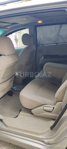 Mitsubishi Grandis 2003, 216,350 km - 2.4 l - Şəmkir