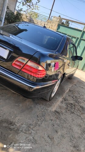 Mercedes E 320 2000, 231,123 km - 3.2 l - Bakı