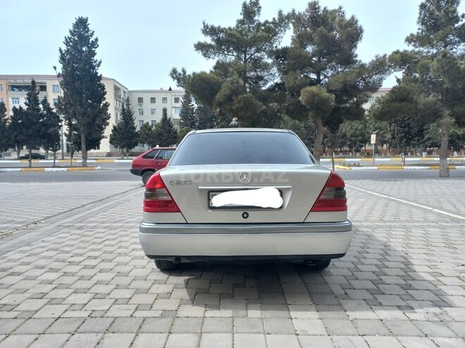 Mercedes C 180 1995, 268,000 km - 1.8 l - Sumqayıt
