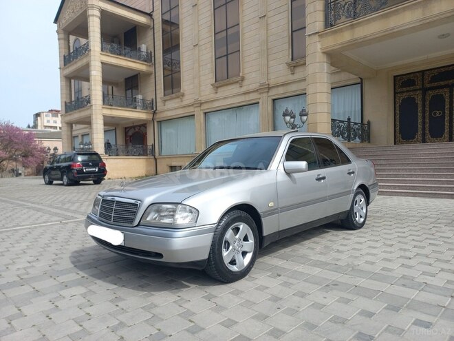 Mercedes C 180 1995, 268,000 km - 1.8 l - Sumqayıt