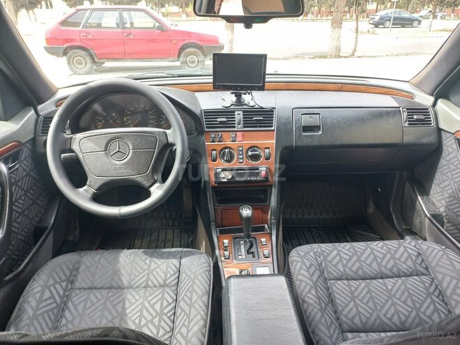 Mercedes C 180 1995, 268,000 km - 1.8 l - Sumqayıt