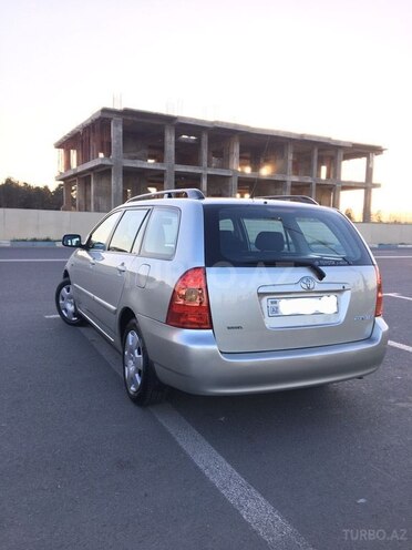 Toyota Corolla 2005, 150,000 km - 1.4 l - Bakı