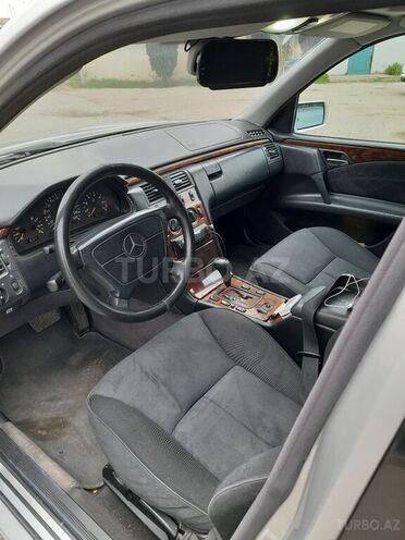 Mercedes E 200 1998, 400,774 km - 2.0 l - Bakı