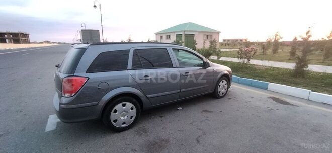 Opel Astra 2006, 200,000 km - 1.4 l - Bakı