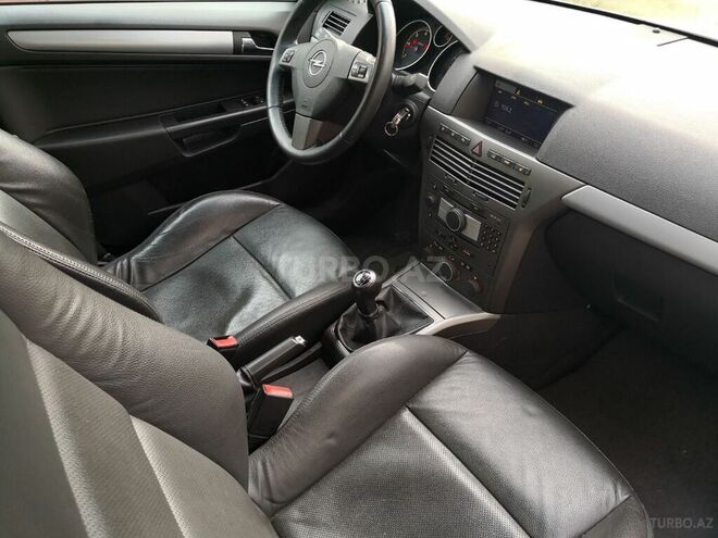Opel Astra 2006, 200,000 km - 1.4 l - Bakı