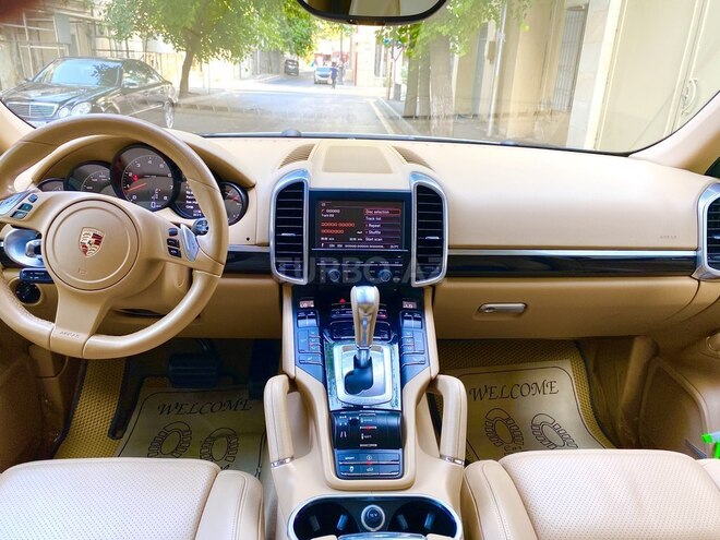 Porsche Cayenne 2011, 89,000 km - 3.6 л - Bakı