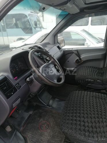 Mercedes Vito 1998, 450,000 km - 2.2 l - Bakı