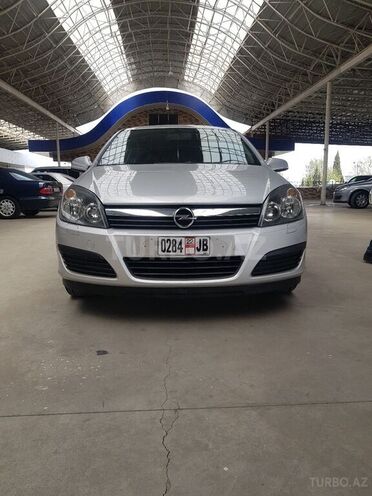 Opel Astra 2005, 142,400 km - 1.4 l - Gəncə