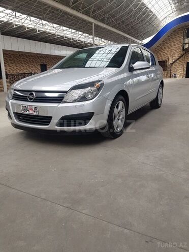 Opel Astra 2005, 142,400 km - 1.4 l - Gəncə
