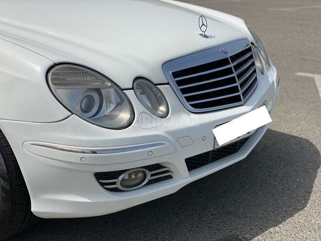 Mercedes E 240 2004, 275,000 km - 2.6 l - Xırdalan