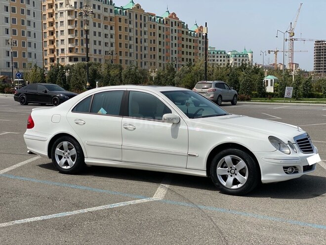 Mercedes E 240 2004, 275,000 km - 2.6 l - Xırdalan