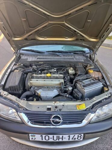 Opel Vectra 1997, 300,000 km - 1.8 l - Bakı