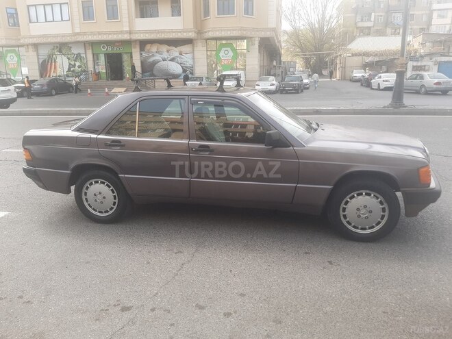 Mercedes 190 1990, 213,000 km - 2.0 l - Bakı