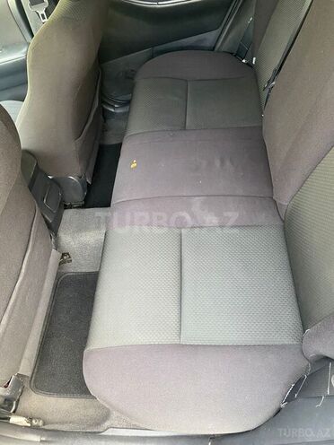 Toyota Corolla 2005, 243,000 km - 1.4 l - Bakı