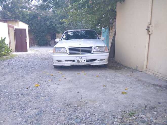 Mercedes C 230 1998, 224,000 km - 2.3 л - Beyləqan