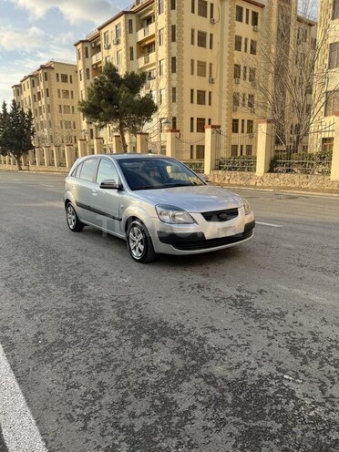 Kia Rio 2005, 290,000 km - 1.5 l - Bakı