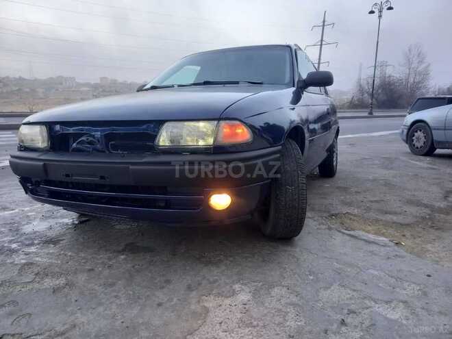 Opel Astra 1996, 426,000 km - 1.6 l - Bakı