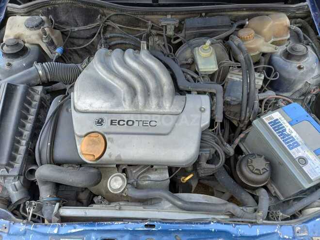 Opel Astra 1996, 426,000 km - 1.6 l - Bakı