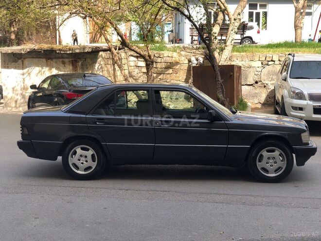 Mercedes 190 1992, 322,600 km - 1.8 l - Bakı