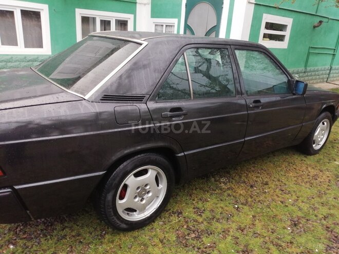 Mercedes 190 1993, 475,000 km - 2.5 l - Masallı