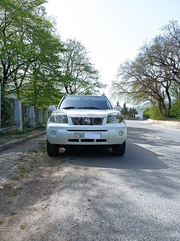 Nissan X-Trail 2003, 226,000 km - 2.0 l - Qusar