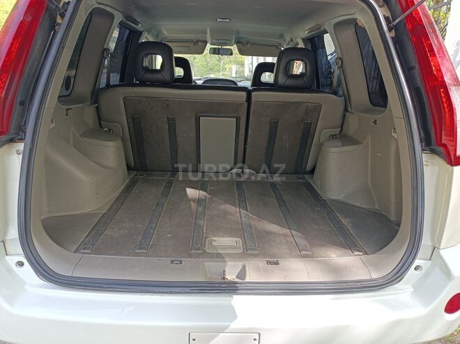 Nissan X-Trail 2003, 226,000 km - 2.0 l - Qusar