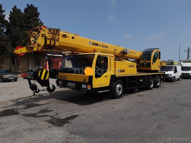 XCMG  2009, 6,666 km - 8.5 l - Bakı