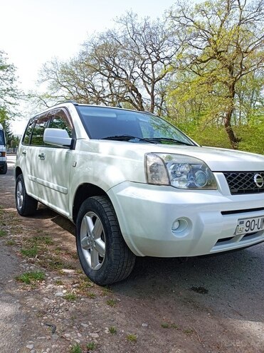 Nissan X-Trail 2003, 226,000 km - 2.0 l - Qusar