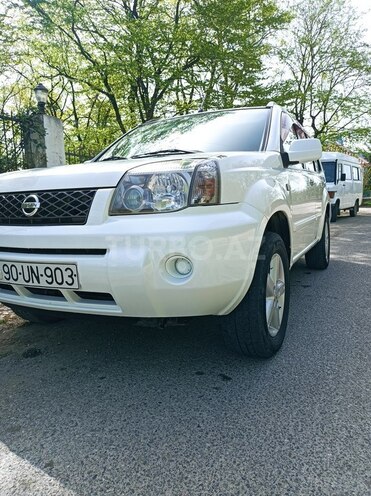 Nissan X-Trail 2003, 226,000 km - 2.0 l - Qusar