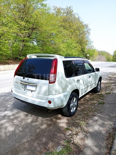 Nissan X-Trail 2003, 226,000 km - 2.0 l - Qusar