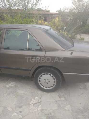 Mercedes E 220 1990, 356,000 km - 2.2 л - Bakı