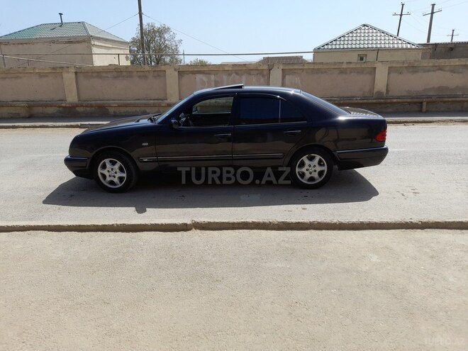 Mercedes E 230 1996, 466,000 km - 2.3 л - Bakı