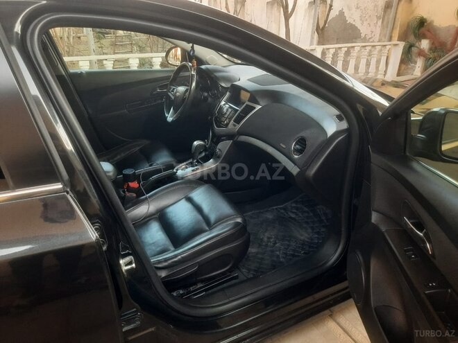Chevrolet Cruze 2015, 201,919 km - 1.4 л - Şirvan
