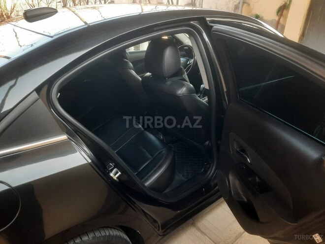 Chevrolet Cruze 2015, 201,919 km - 1.4 л - Şirvan