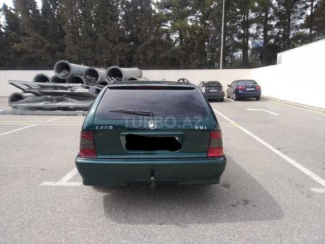 Mercedes C 220 2000, 361,423 km - 2.2 l - Sumqayıt